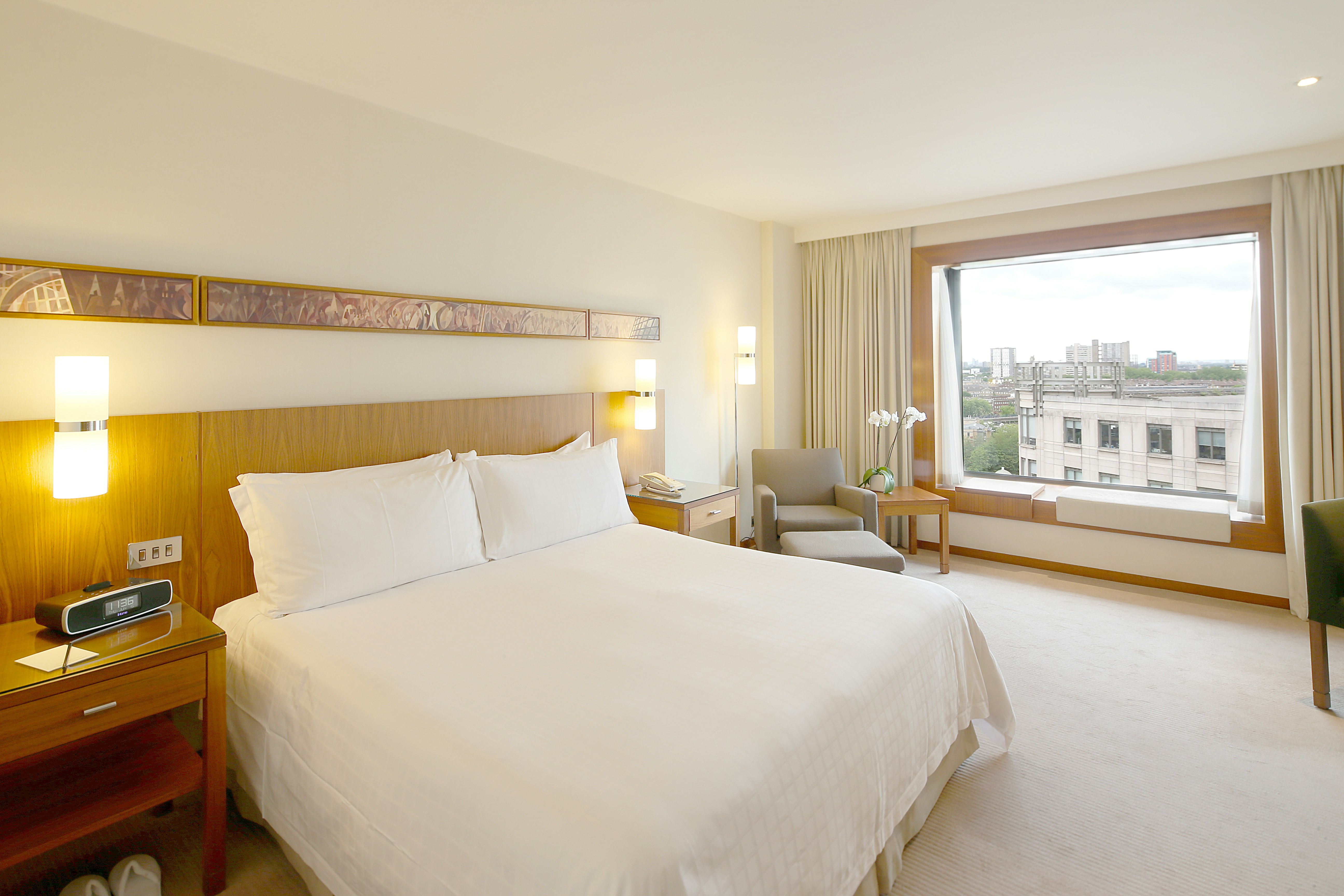 Vignette Collection Canary Riverside Plaza London by IHG 18/60