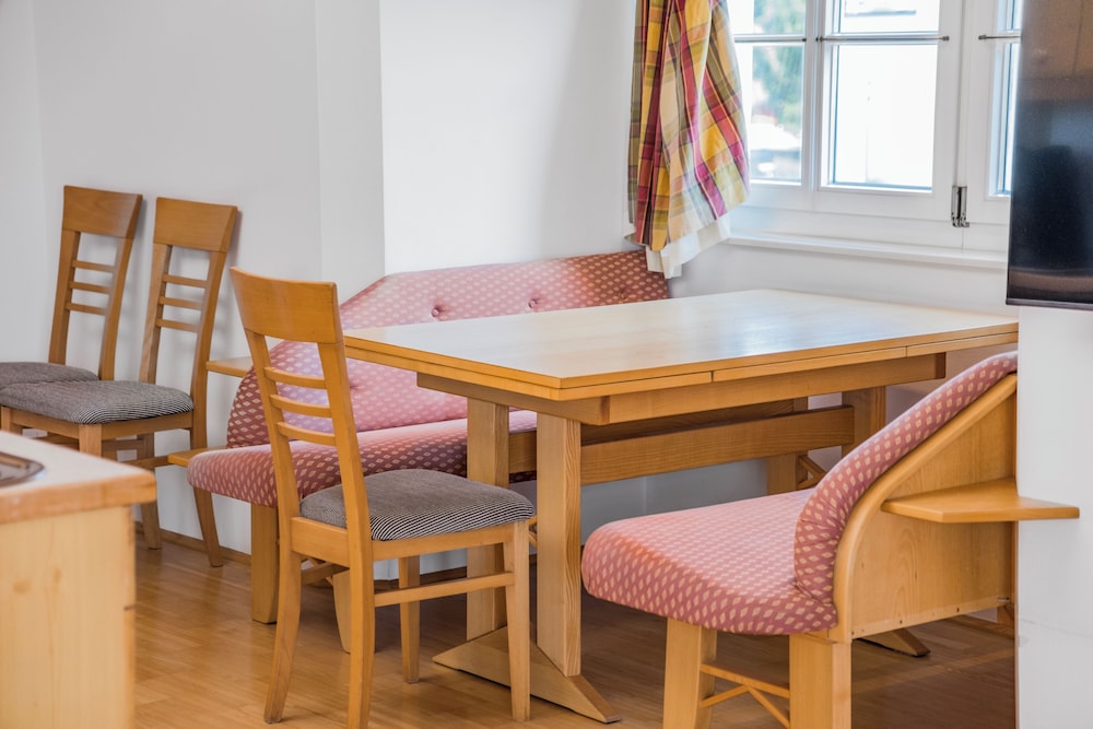 Das Grune Hotel Zur Post - 100 Bio 70/74