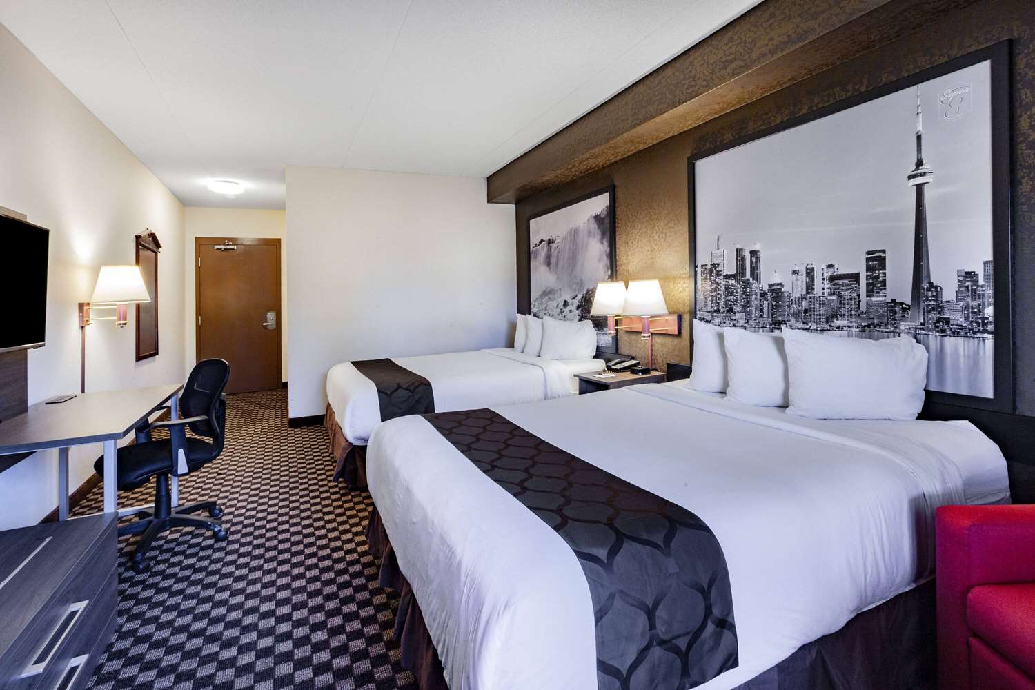 Super 8 by Wyndham Ambassador Bridge Windsor ON 10/28