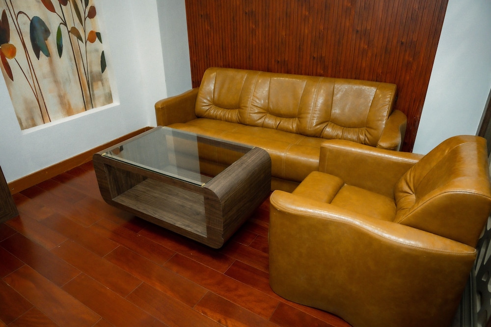 Hotel Mansha Regency 33/50
