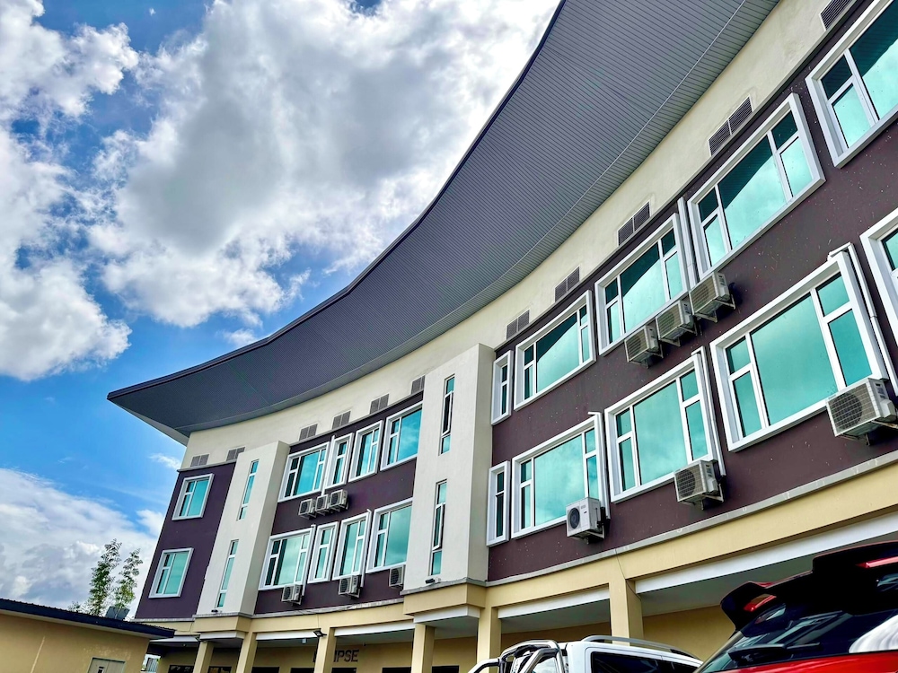 D Arc Hotel 1/50