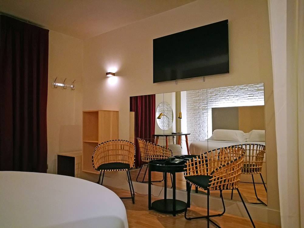 La Paloma Hotel Boutique 59/71