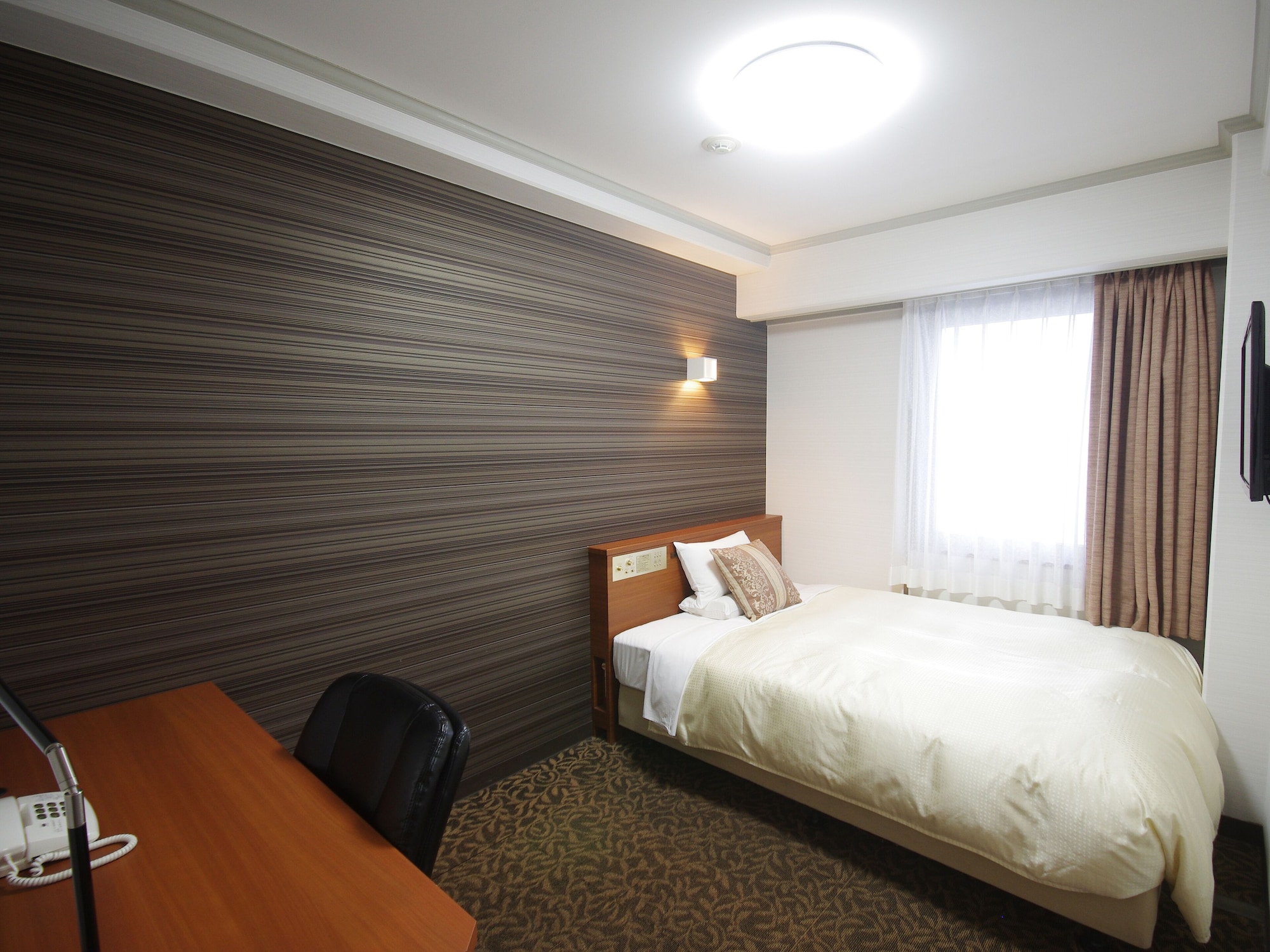 RELAX, DOUBLE BED