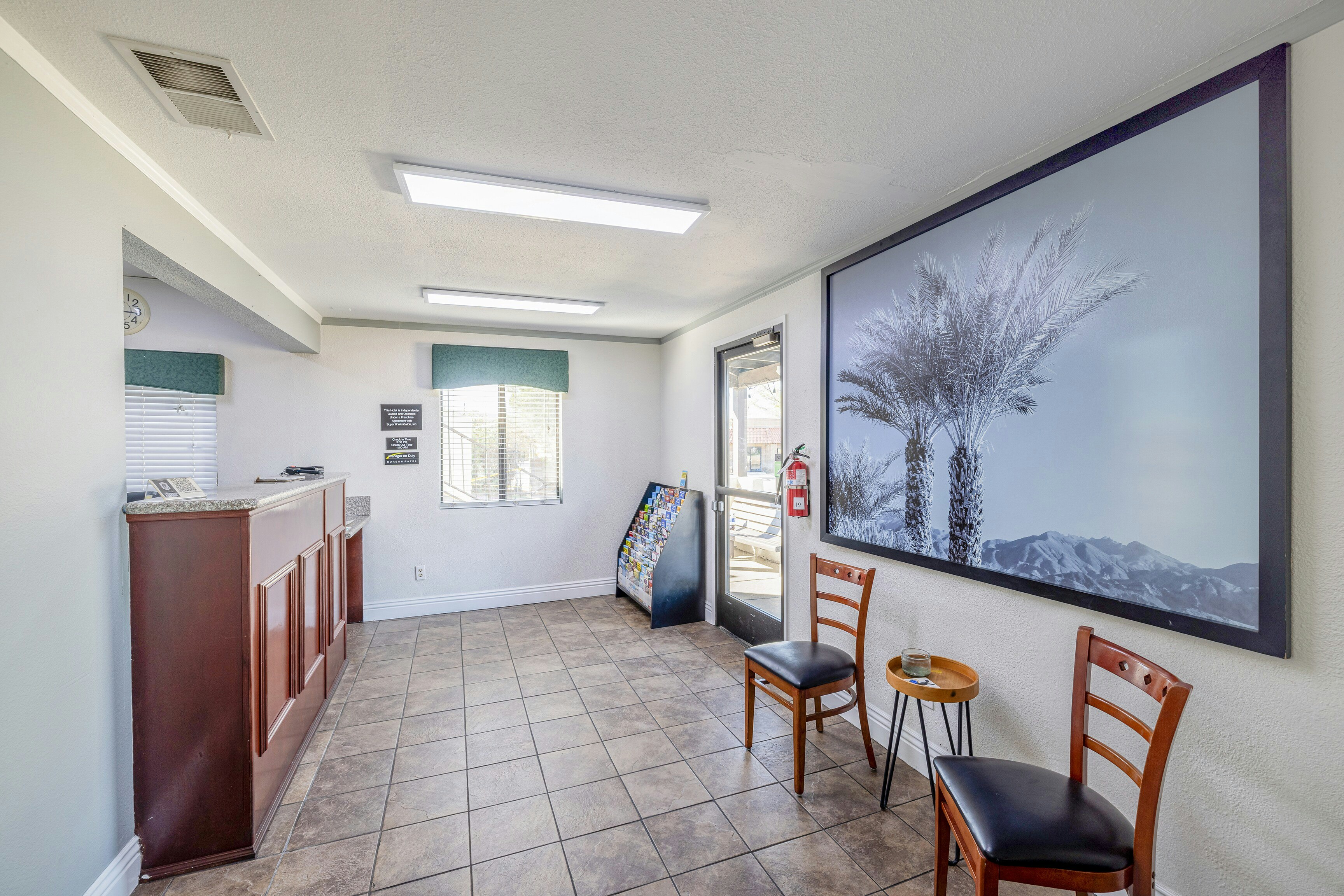 Townhouse Barstow On Historic Route 66 CA I 15 26/46
