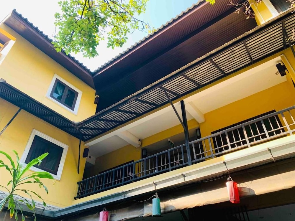Thapae Boutique House 2/54