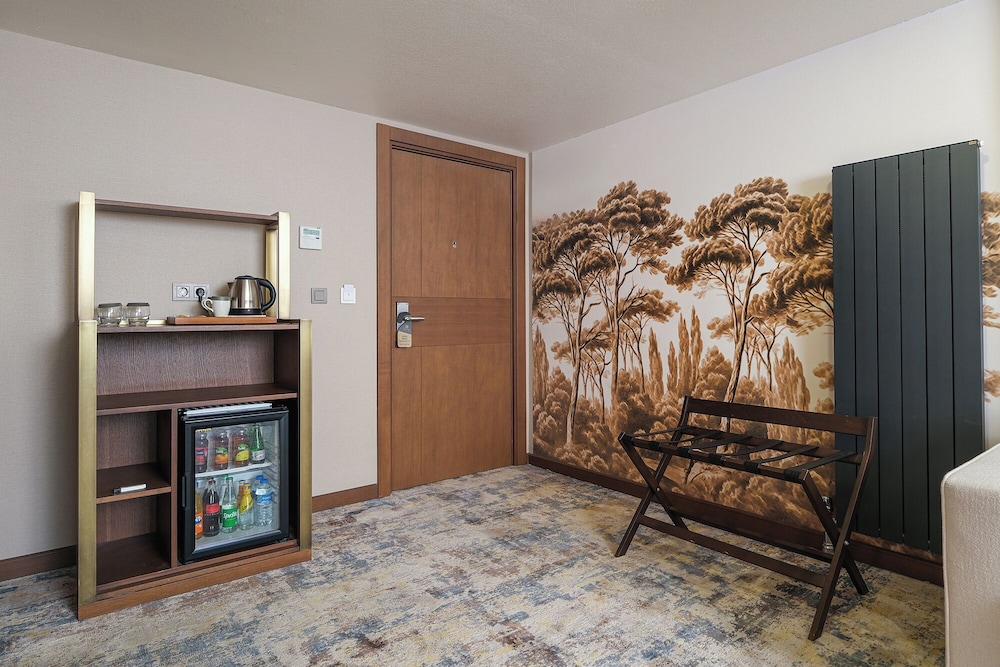 The Alpfine Hotel 7/50