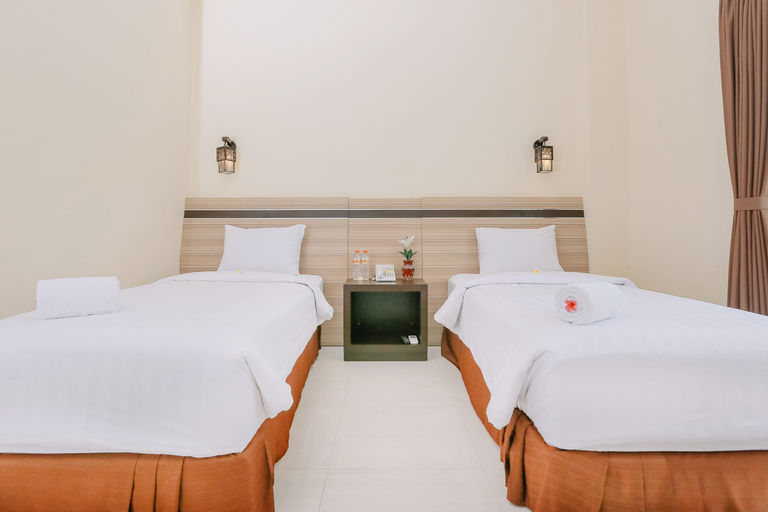 Puri Indah Hotel Subak 8/13