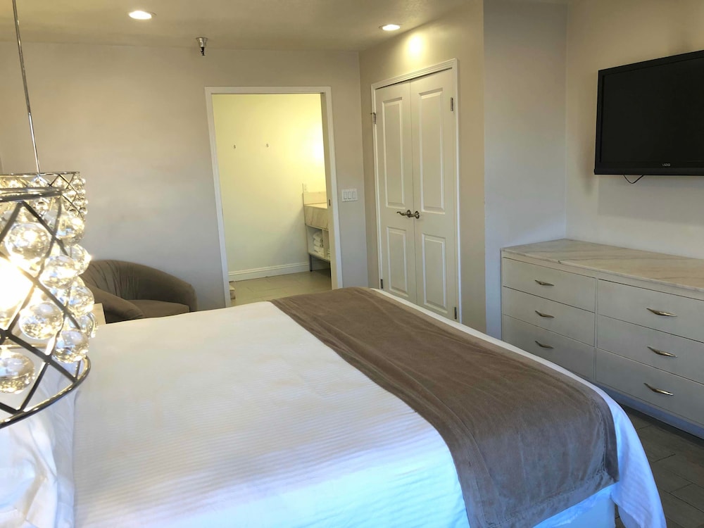 Hotel Le Reve Pasadena 13/59