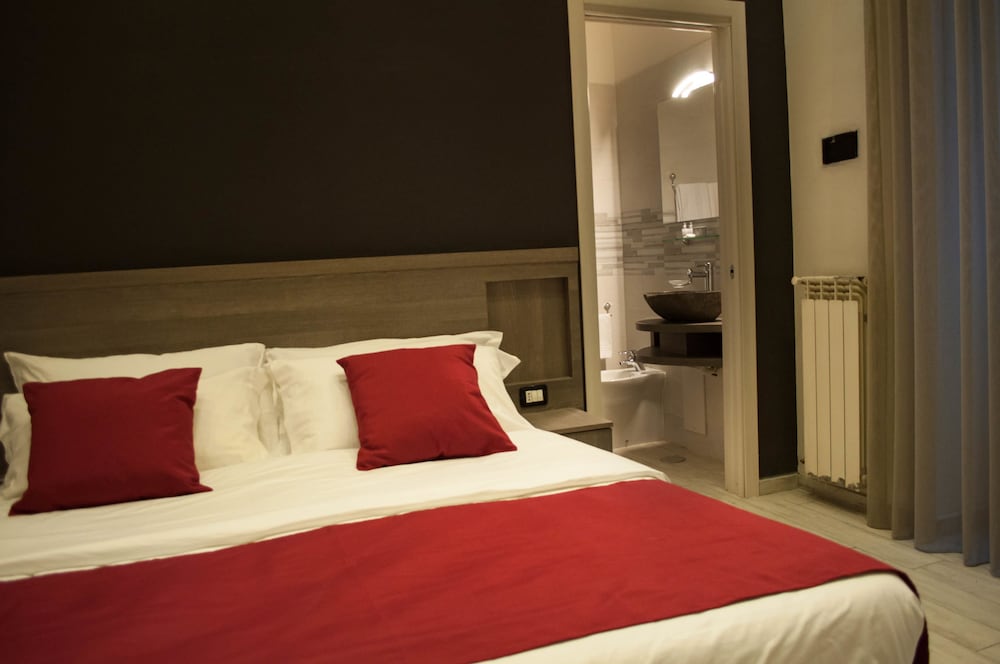 Hotel Bella Napoli Ex de La Ville Hotel 15/38