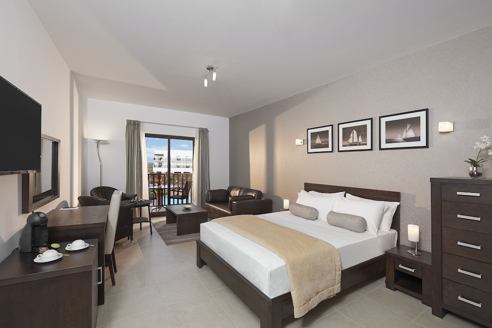Melia Dunas Beach Resort And Spa 15/68