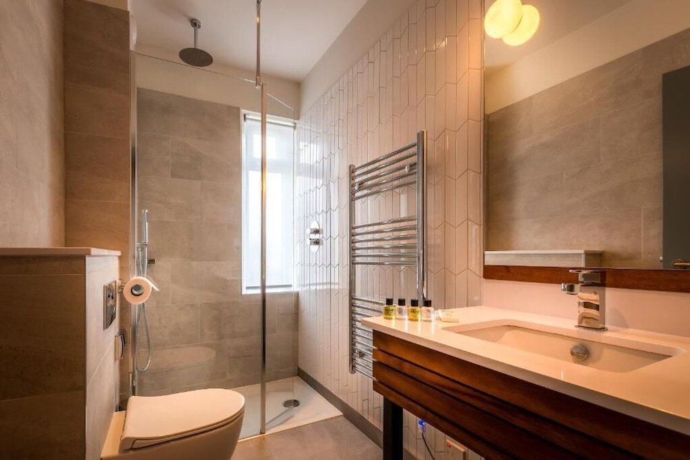 غرفة سوبيريور رباعية بسرير مزدوج مع أريكة، Sligachan Hotel 9/10