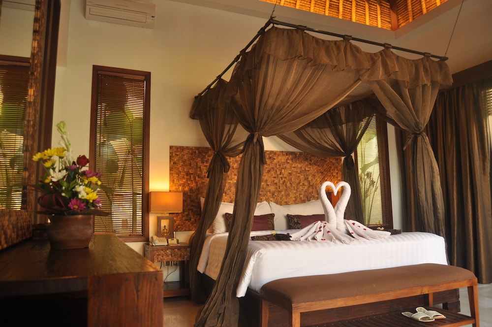 Mahagiri Villa And Spa Dreamland 29/71