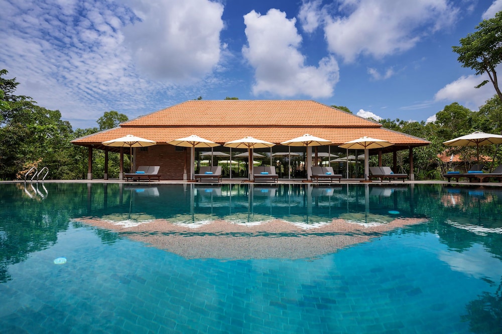 Farmhouse Boutique Resort 3/50