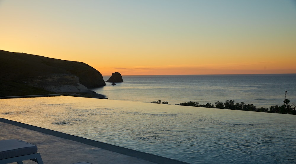 Milos Breeze Boutique Hotel 35/50