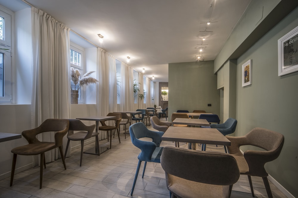 Hotel Zara Milano 25/28