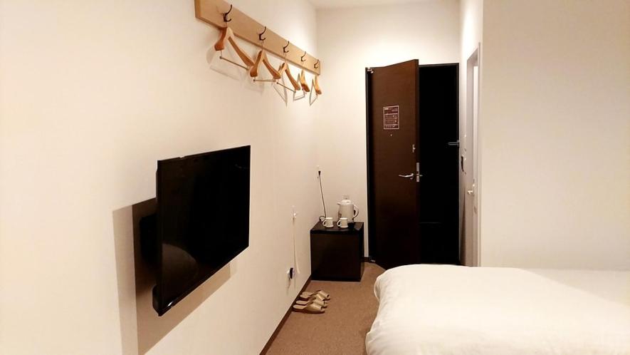 Room, Twin Beds, New Wing
