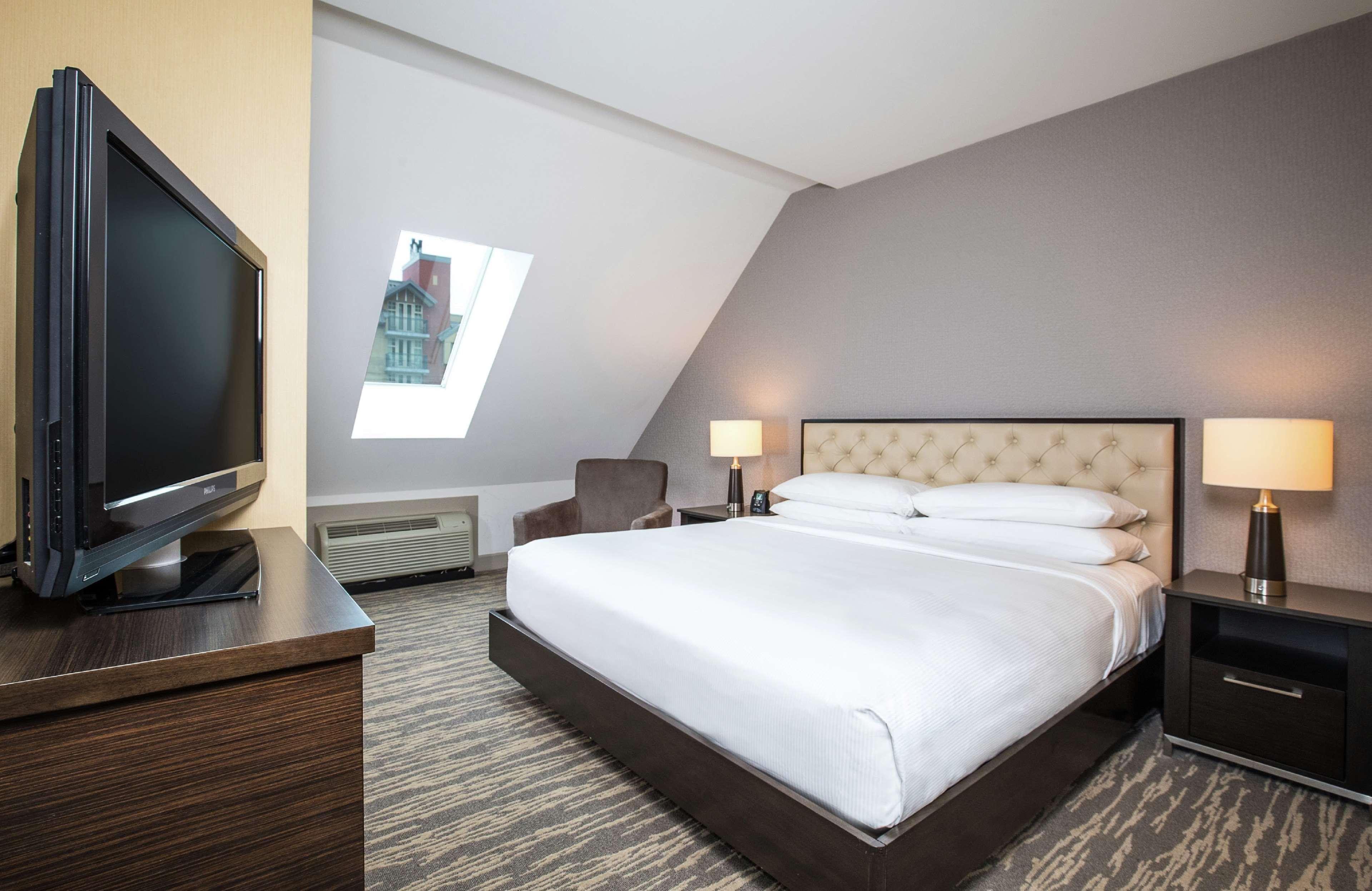 1 Bedroom, Glacier, Suite, King Bed