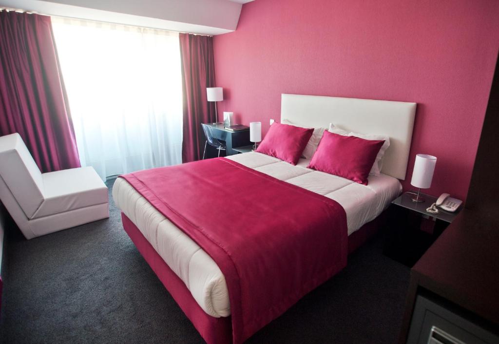 Room, Single