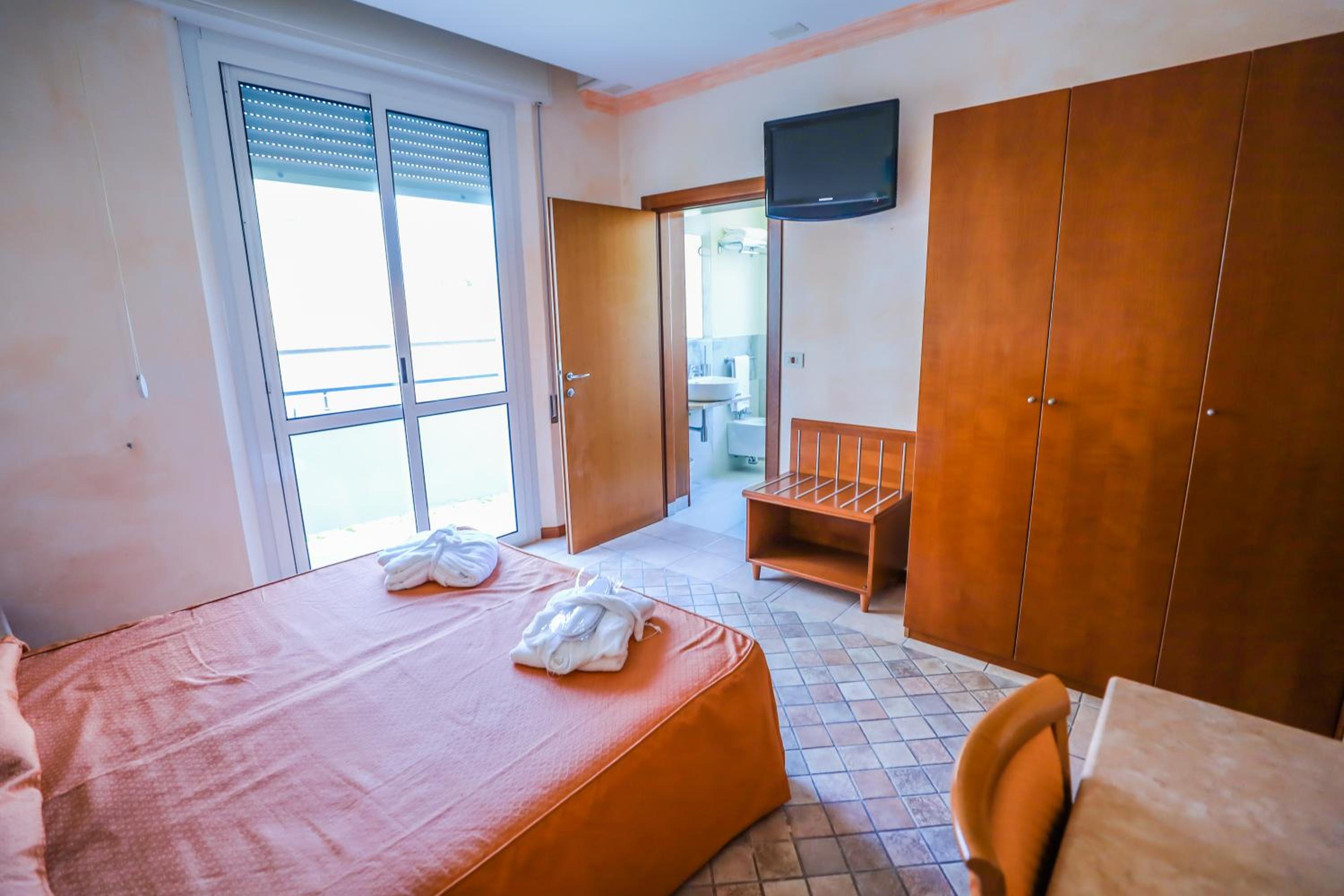 Hotel Rosalba 12/49