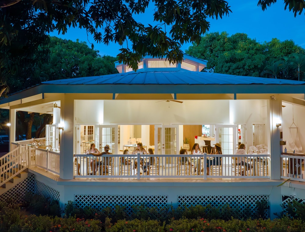 Azul Ocean Club Hotel 4/68