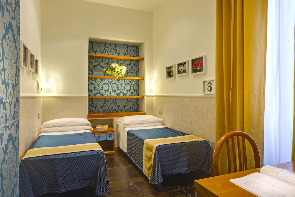 Hotel Marcantonio Rome 40/62