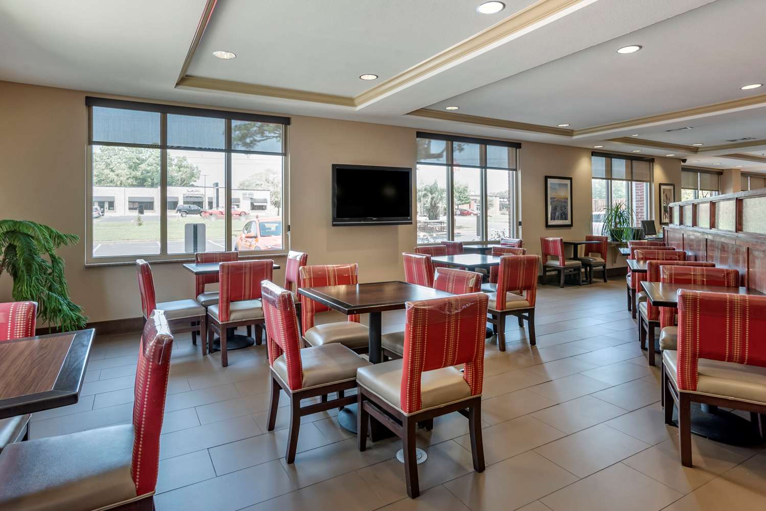 restaurant cafeteria