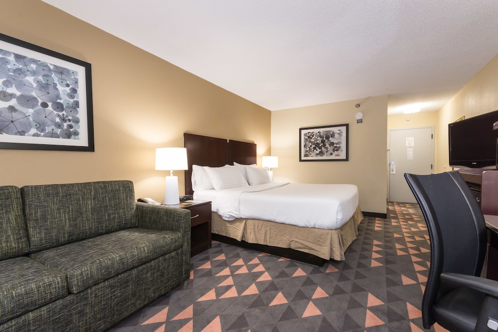 Holiday Inn Lumberton North - I-95, an IHG Hotel 13/41