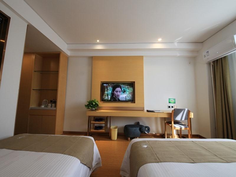 GreenTree Inn Zhengzhou Gongyi Xinxing Road 5/22