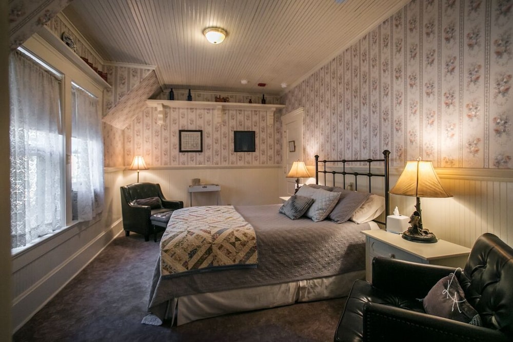 McCloud River Inn 8/50