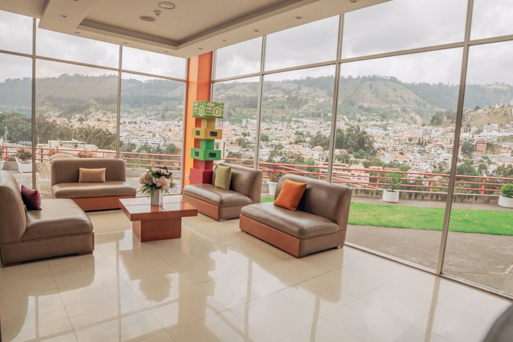Hotel Ambato 23/40