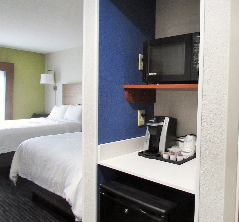 Holiday Inn Express Stuart 26/57