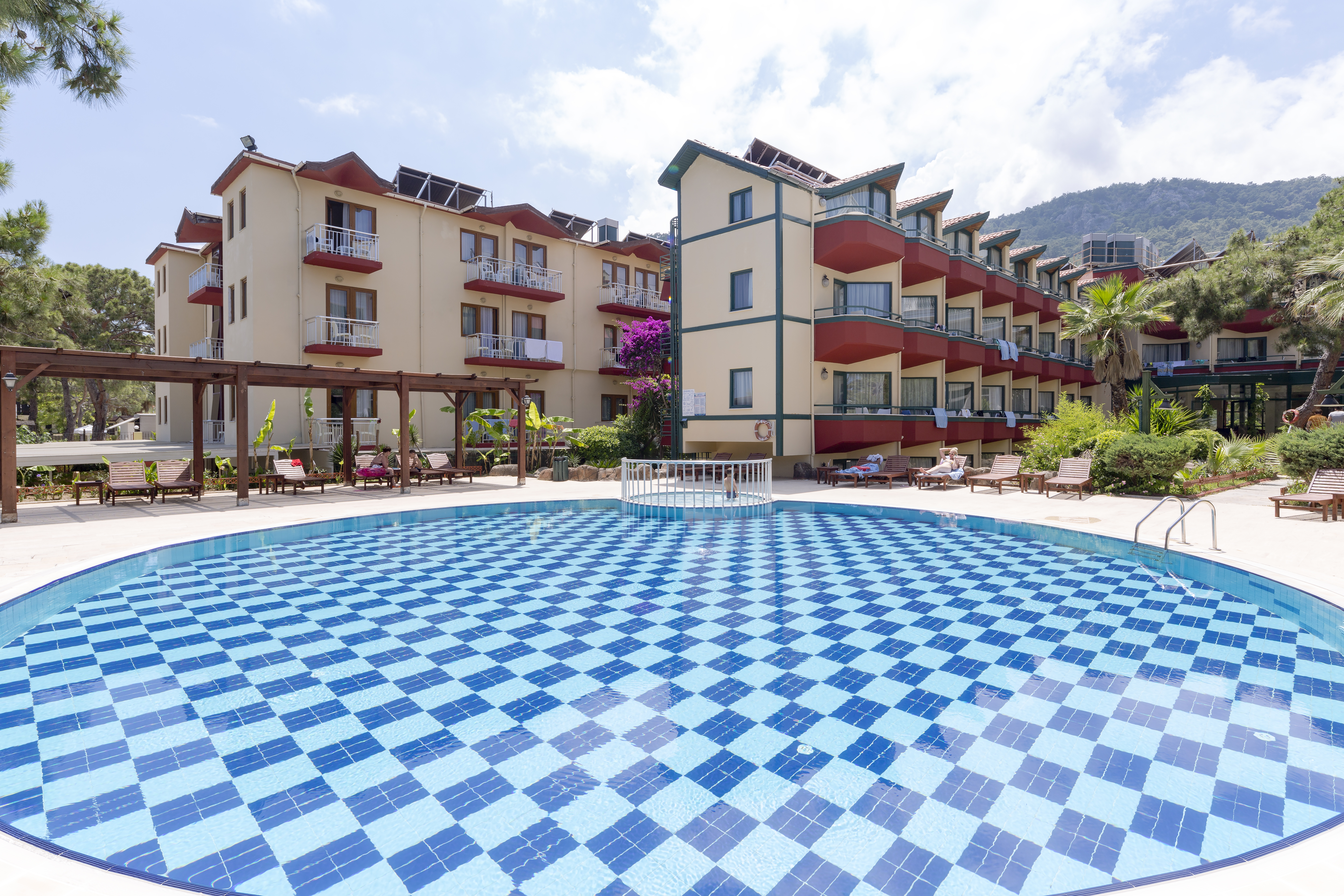 Esma Clove Resort 40/44