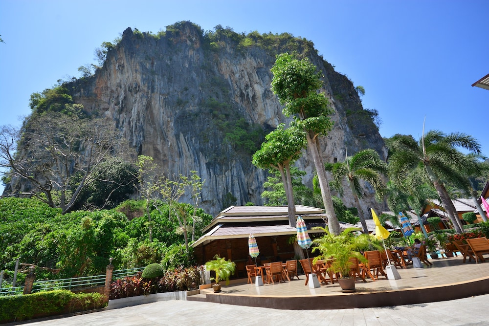 Diamond Cave Resort 7/71