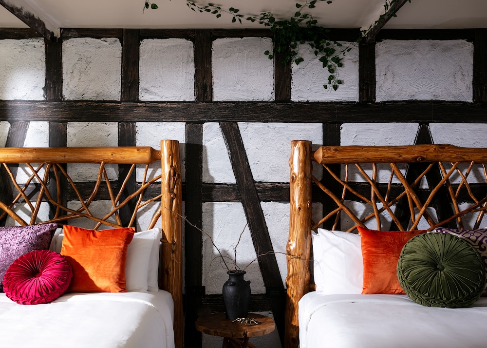 Cottage, Suite, 2 Queen Beds, Sofa