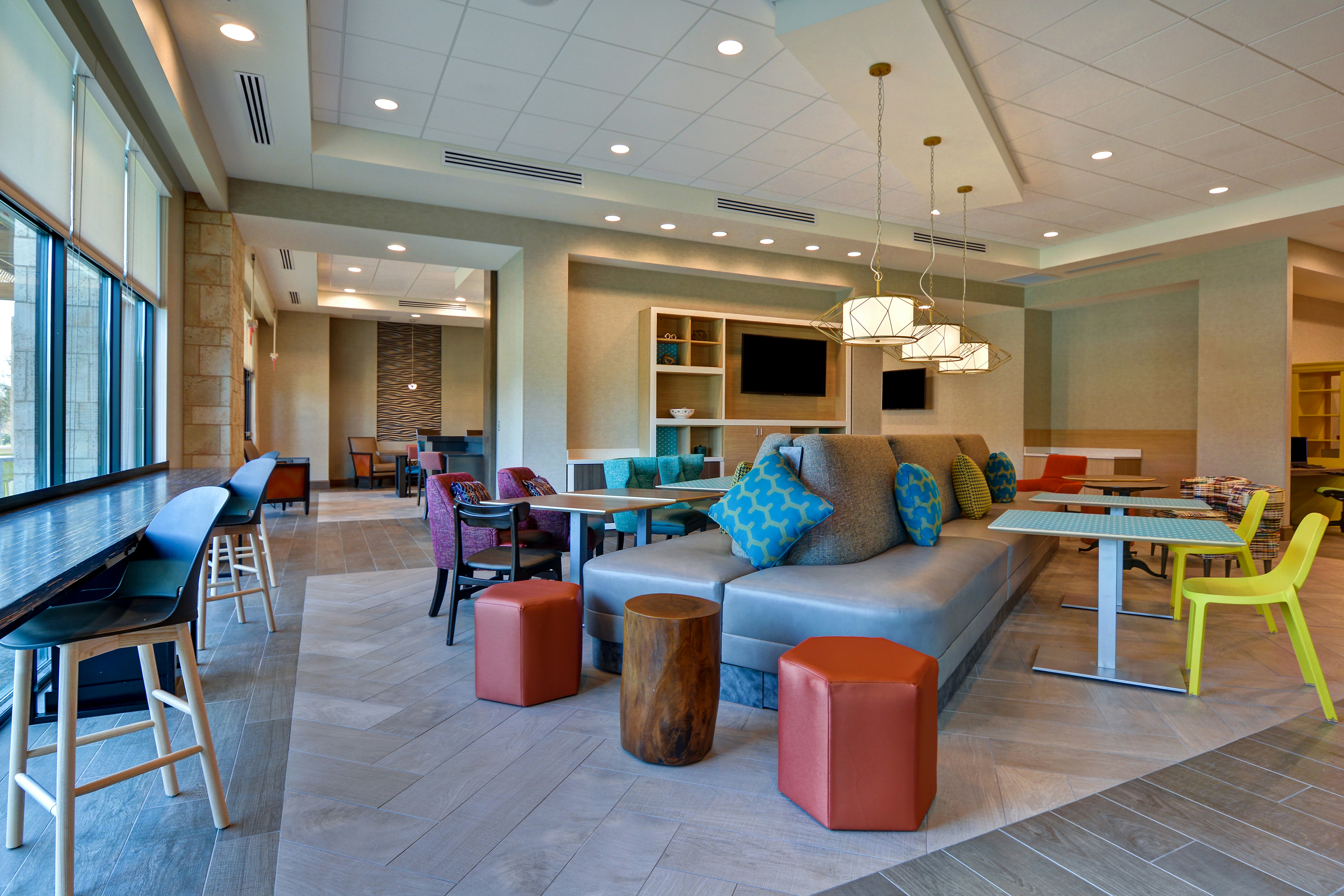 Home2 Suites by Hilton Orlando at Flamingo Crossings Town Center 31/48