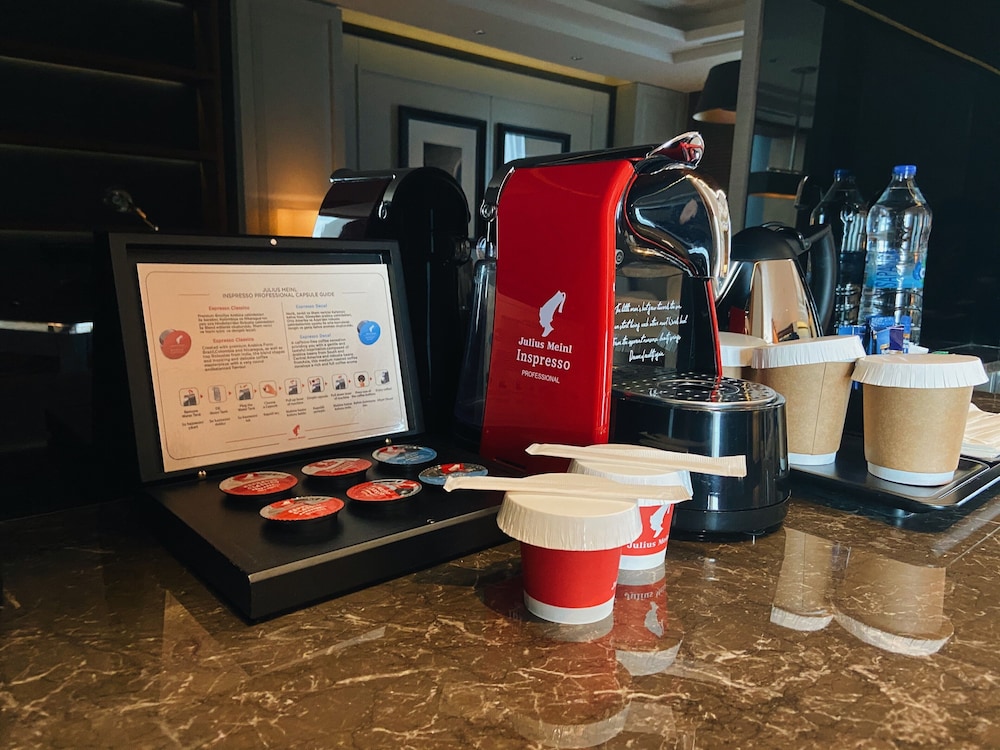 Hilton Istanbul Bomonti Hotel & Conference Center 61/91