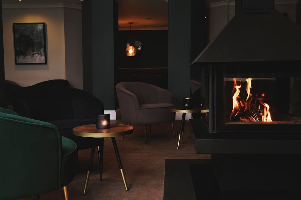 Esplanade Hotel 78/100