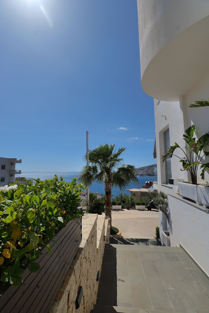 Hotel Teuta 22/50