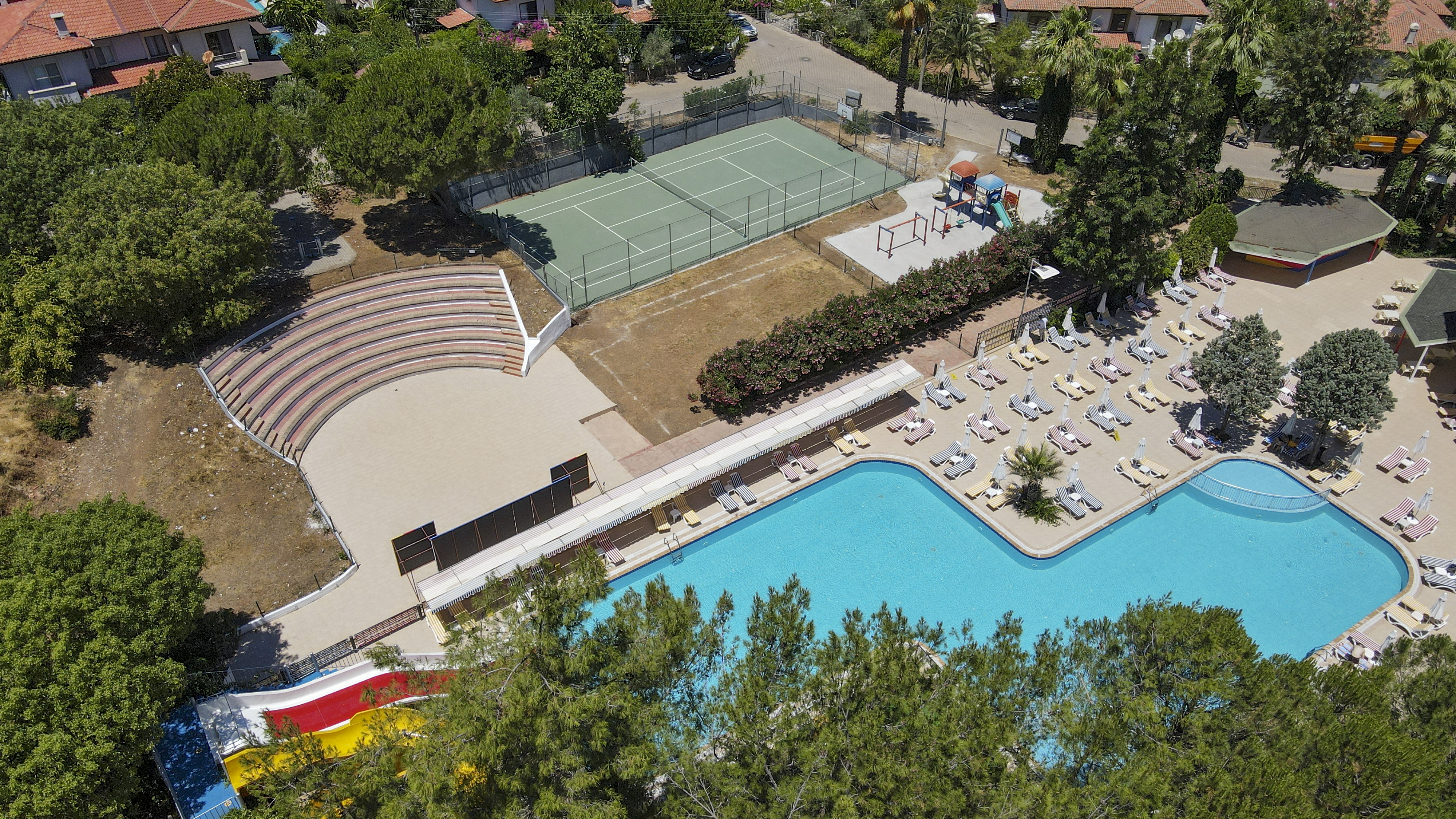 Fun and Sun Smart Voxx Resort 49/50