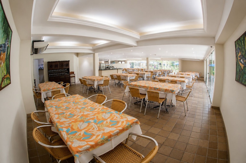 ORANGE PRAIA HOTEL 21/37