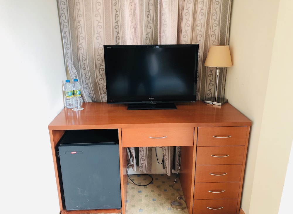 Golden Park Hotel 22/24