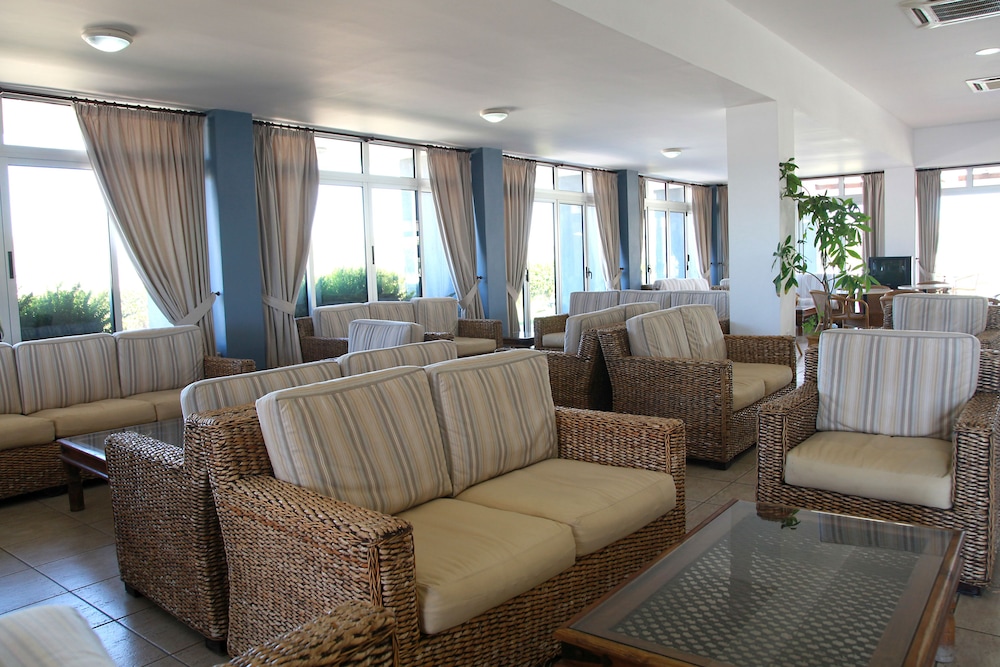 Makronisos Holiday Village 32/50