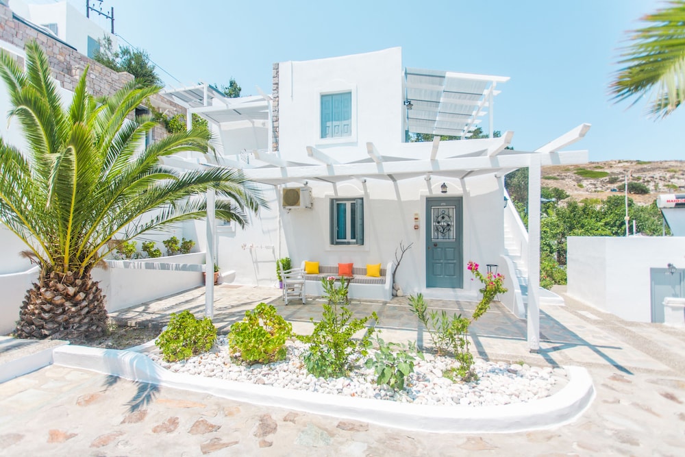 Alexandros Village 35/50