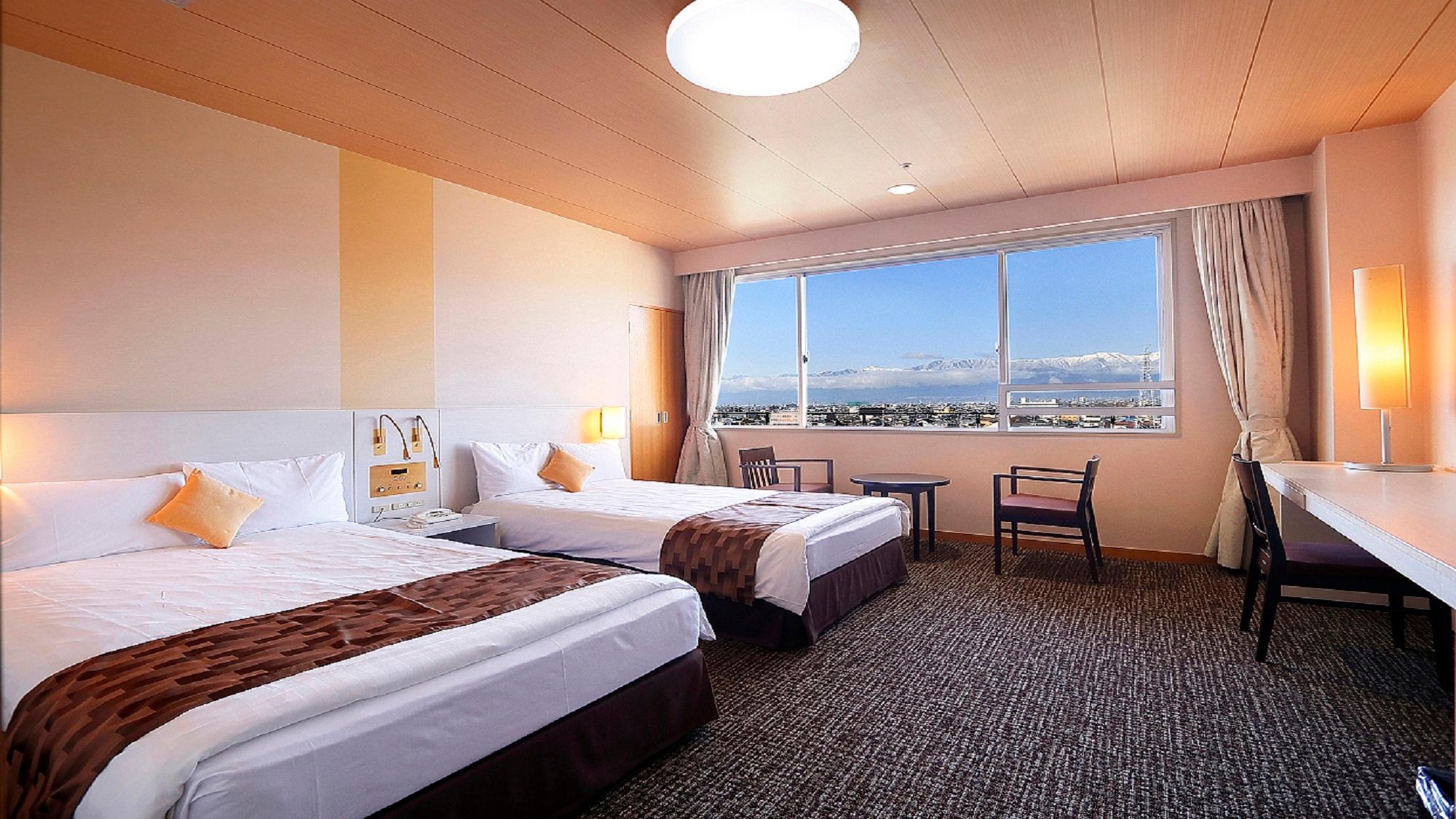Western, Standard, Twin Beds, No Bathroom