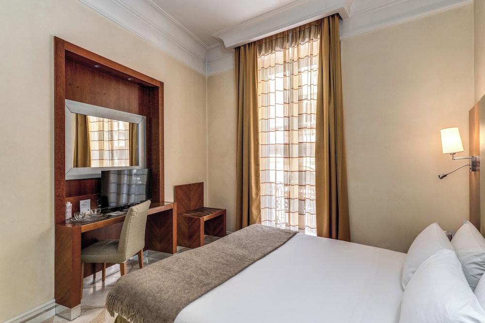 ROOM, DOUBLE BED, ANNEX