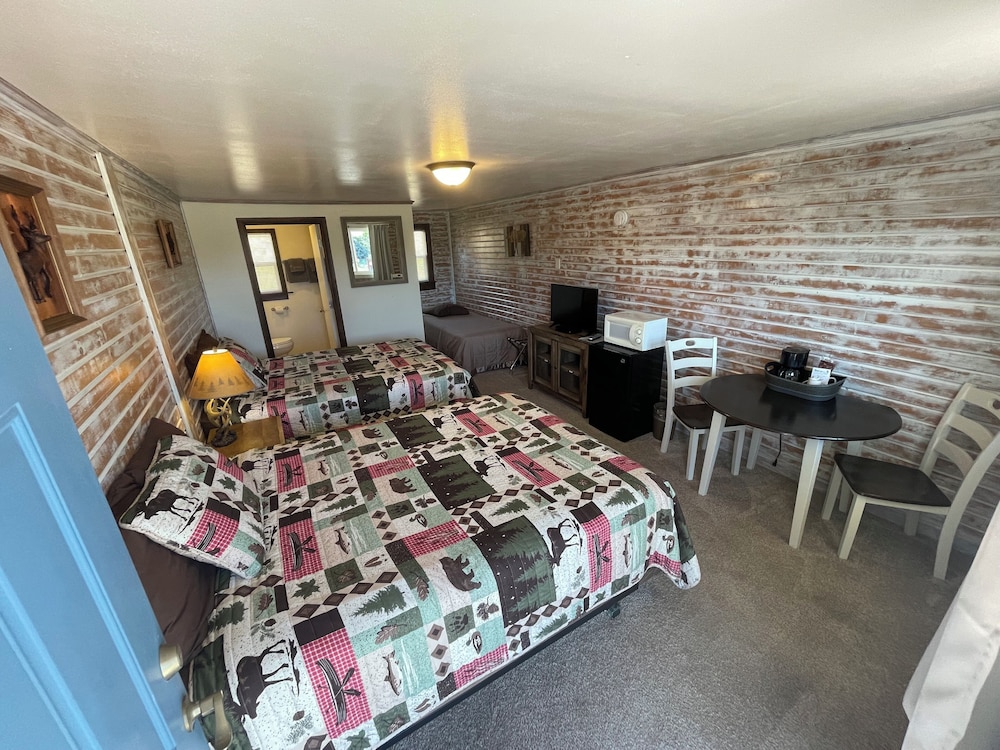 El Rancho Motel 39/51