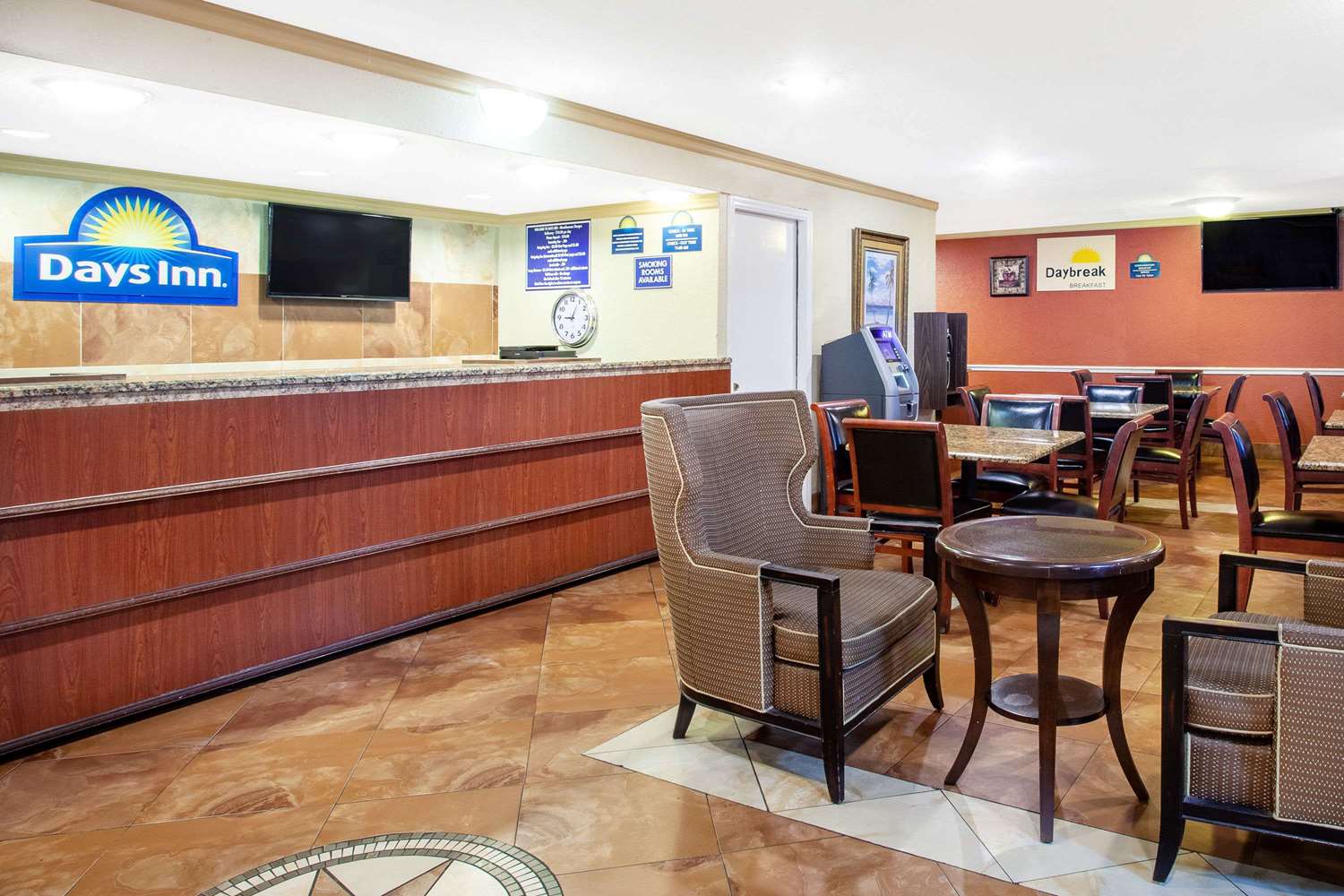 Days Inn By Wyndham Orlando Downtown 3/9