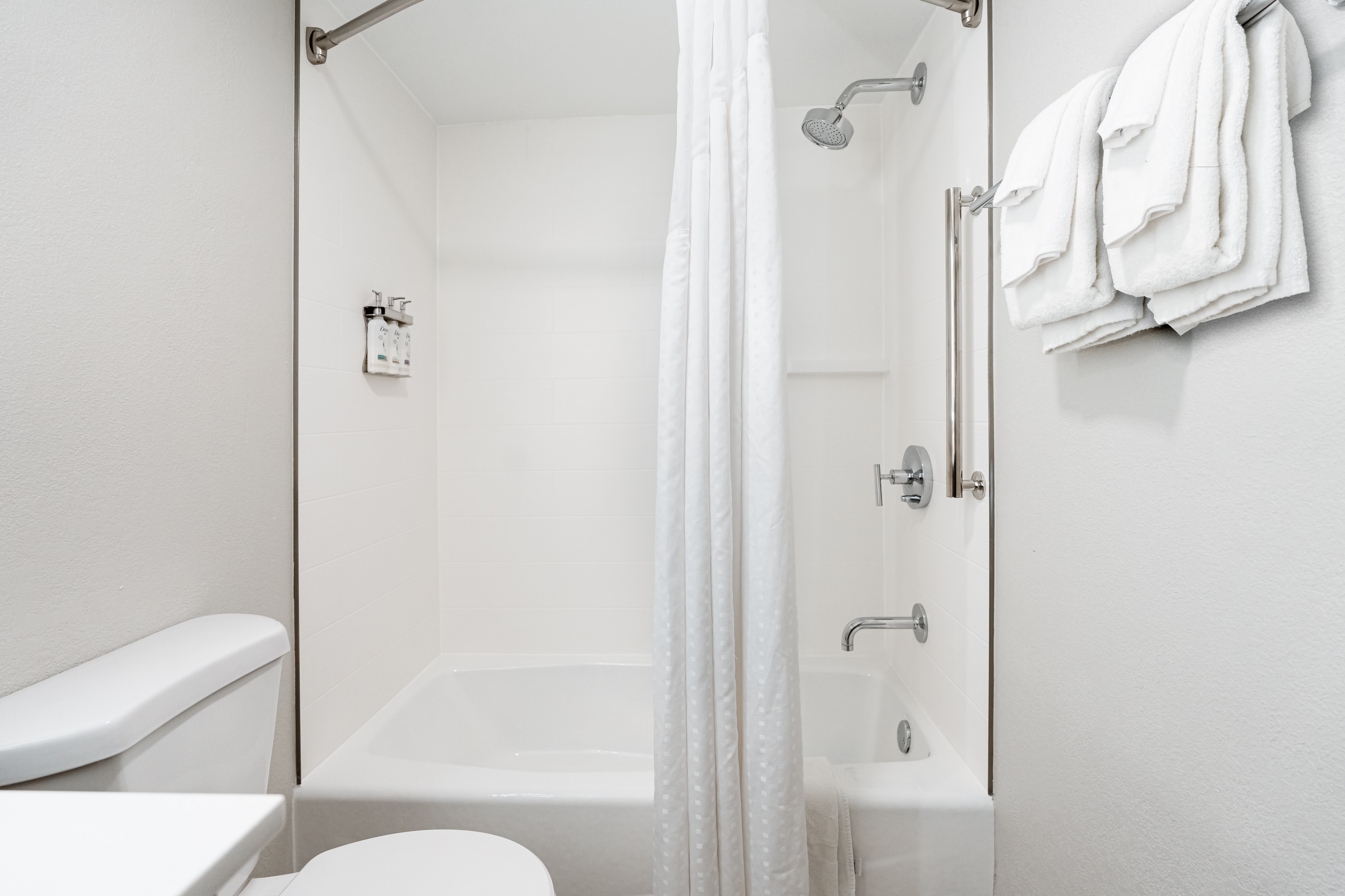 غرفة بسريرين كوين، Holiday Inn Express Hotels Suites Cocoa Beach 7/8