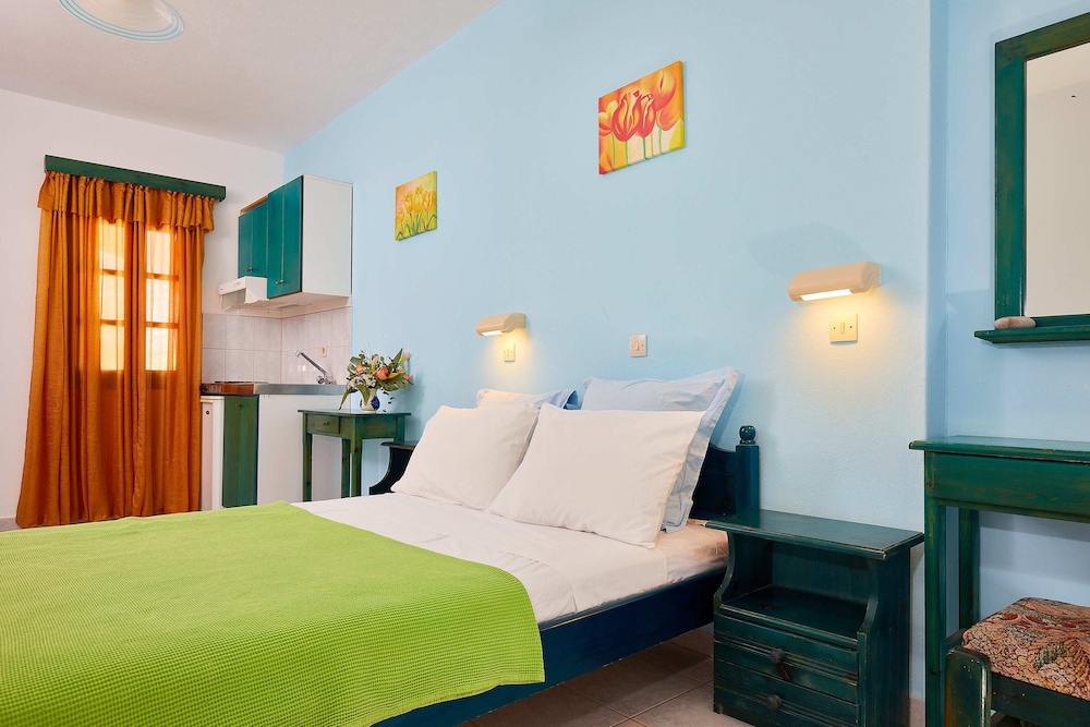 HOTEL GLAROS DIAFANI 12/50