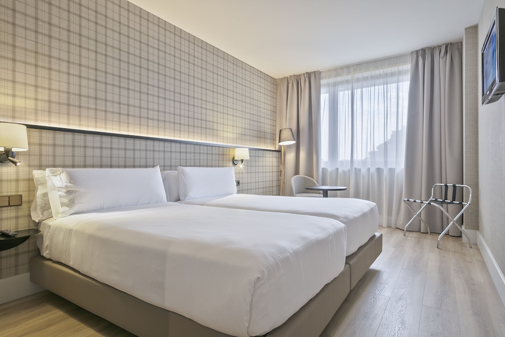 SUPERIOR, DOUBLE BED